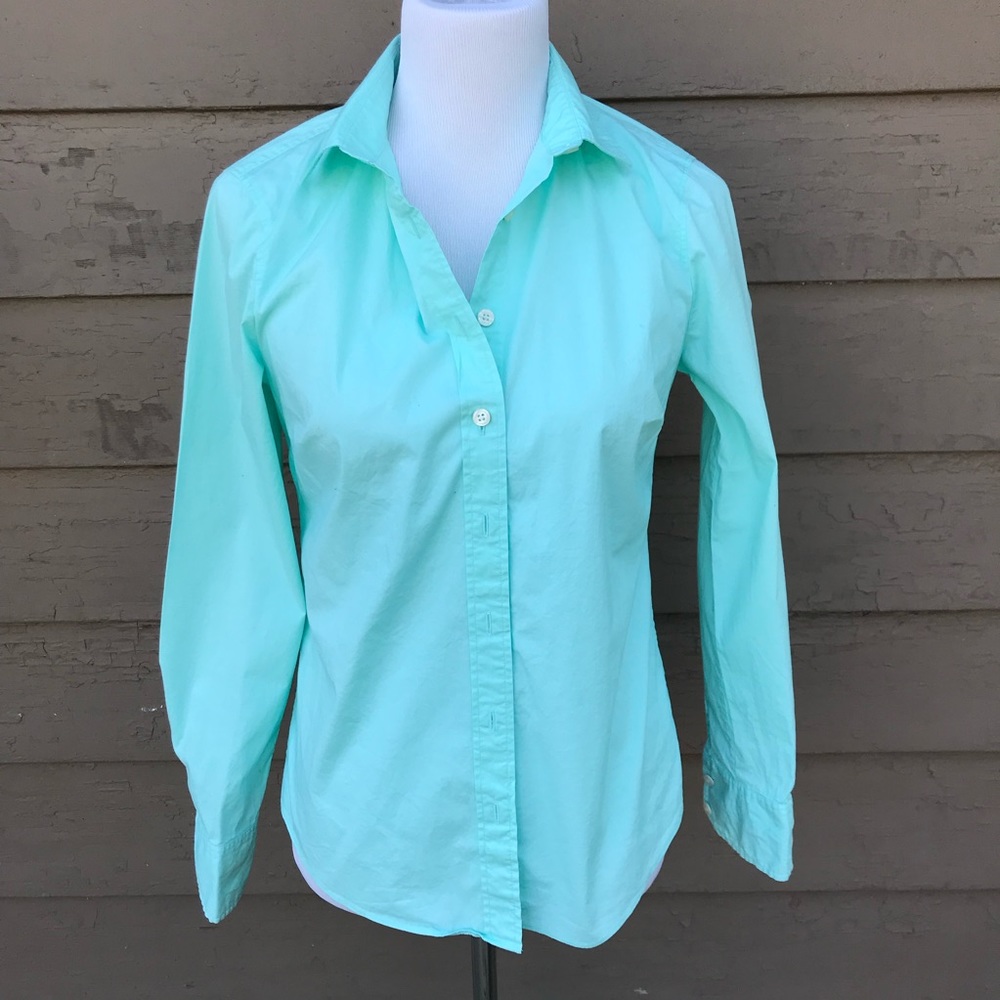 ☀️☀️☀️ 4/$20 J Crew Haberdashery button shirt!